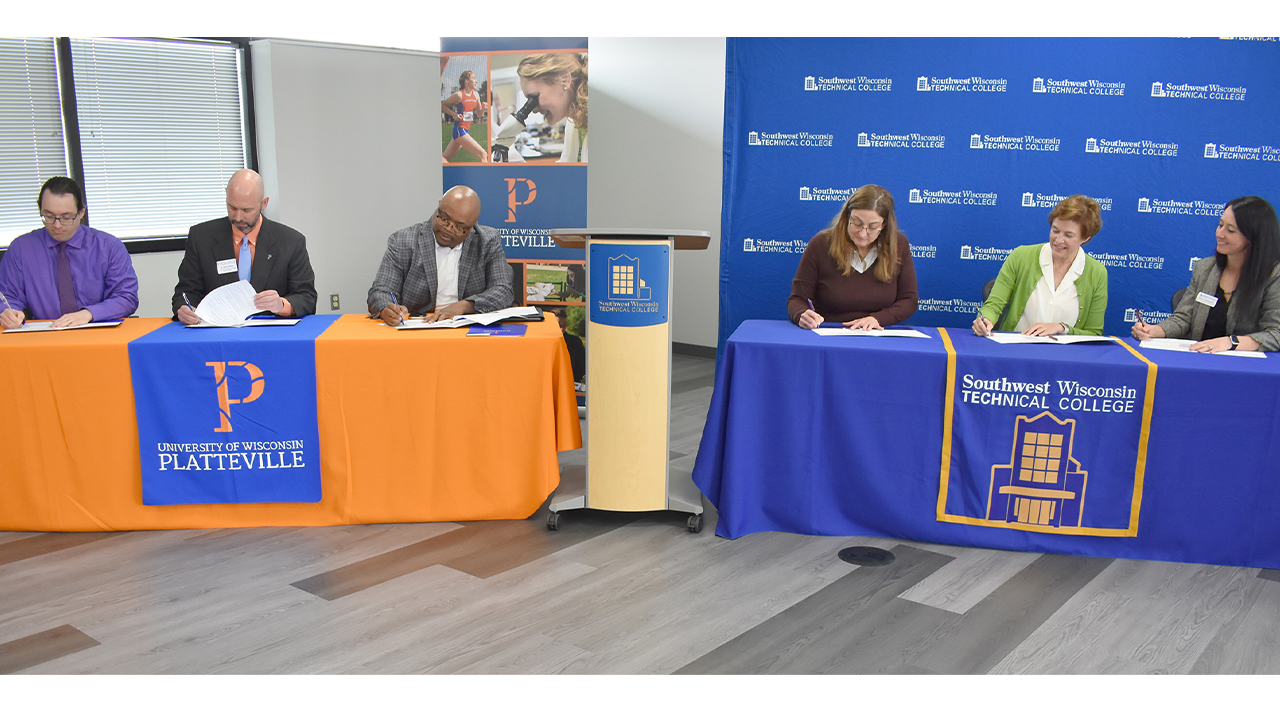 UWPlatteville, Southwest Tech sign transfer agreements UW